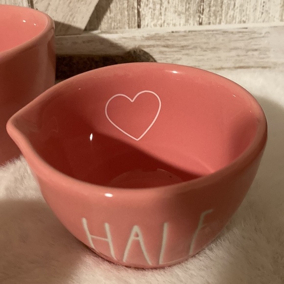 Rae Dunn Pink Measuring Cups - Picture 7 of 8